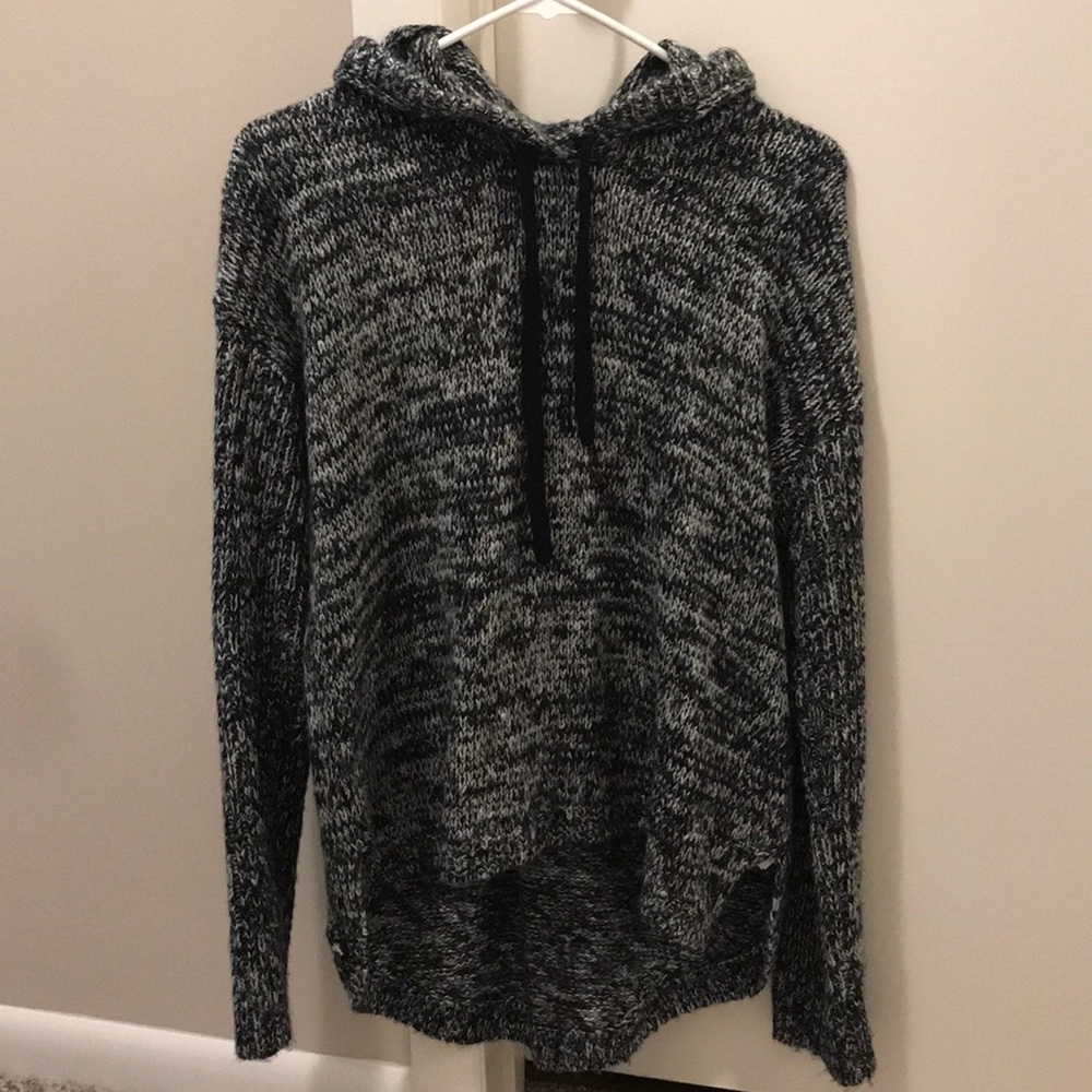 Sweater-like Pullover Hoodie
